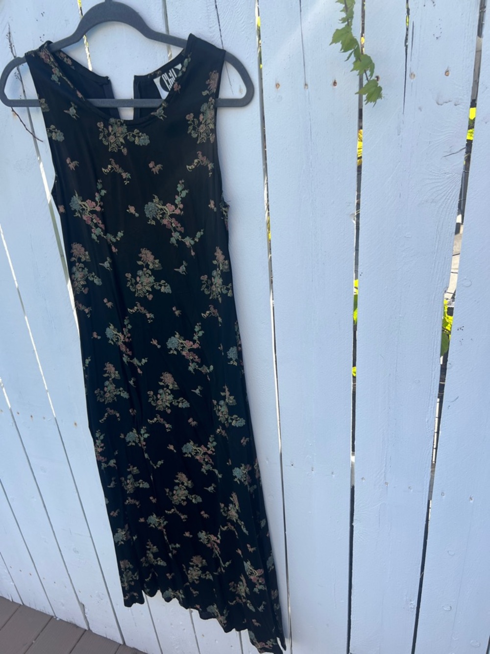 Sleeveless Black Floral Maxi Dress juniors large